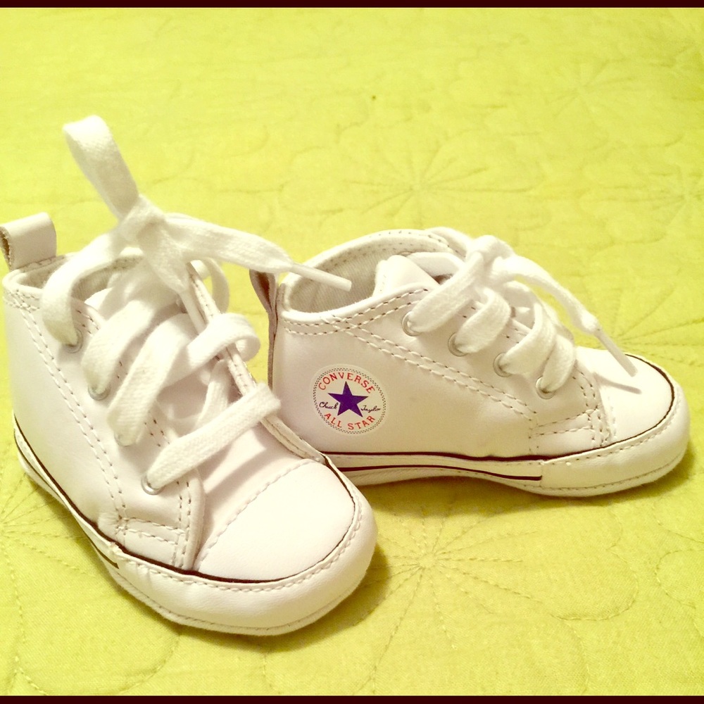 Converse in awesome condition size 2 infant/baby.
